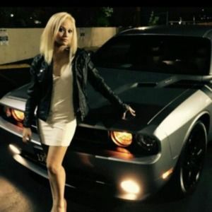 Meet your Posher, Carla